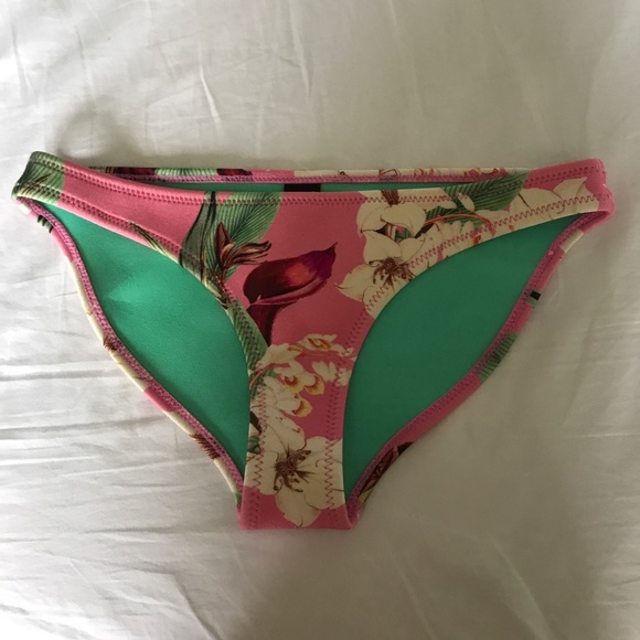 triangl swimwear Other - Triangl bikini bottoms triangl swimwear Other - Triangl bikini bottoms